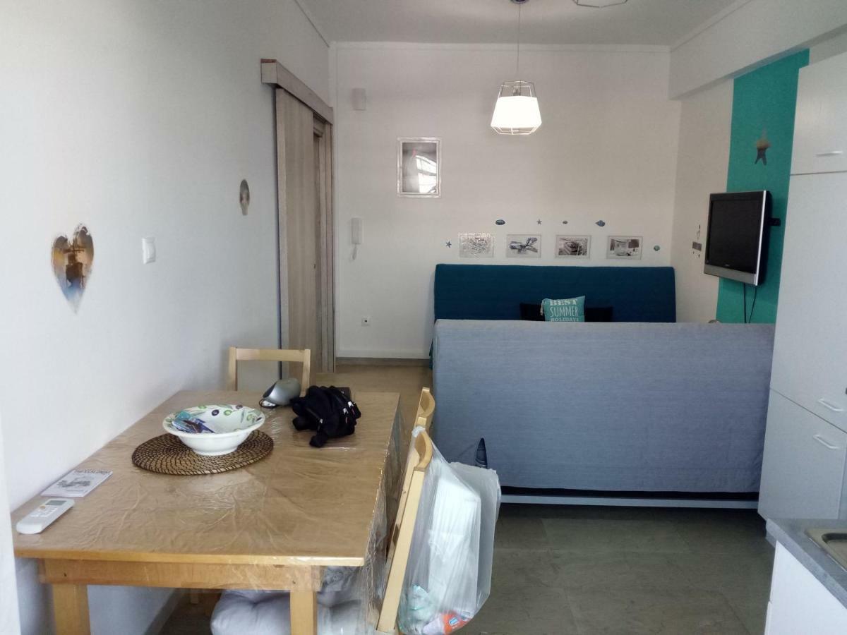 Jonnys Ferienwohnung Peraía Eksteriør billede
